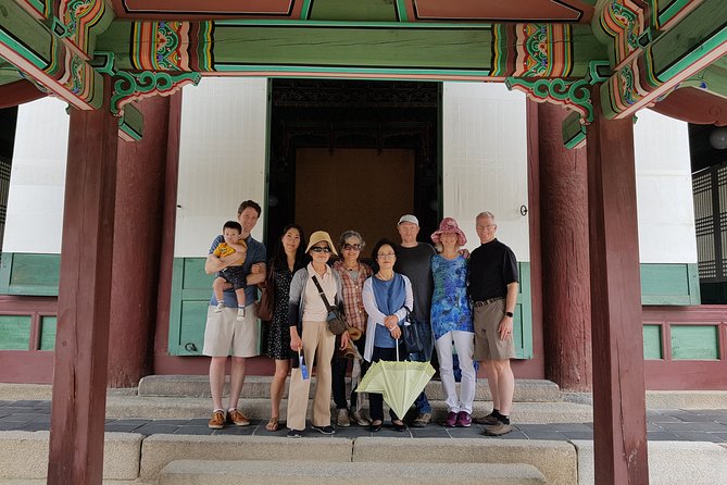 Afternoon Half Day Seoul City Tour, visit Queen's dorm - Insadong in one hour: culture-shopping with the right expectations