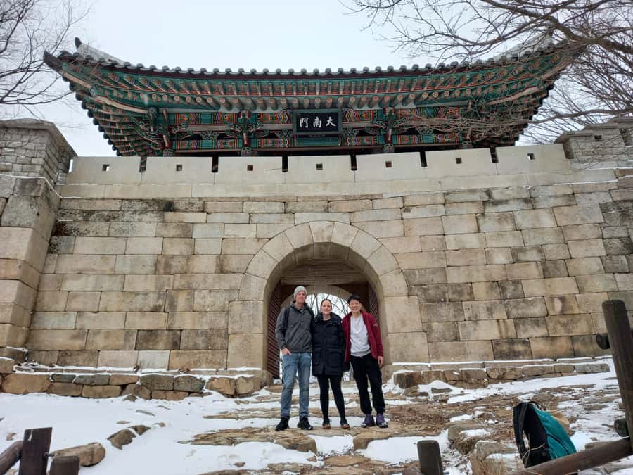 Bukhansan mountain hiking tour - 6 hours - Who should book this Bukhansan hiking tour—and who might rethink it