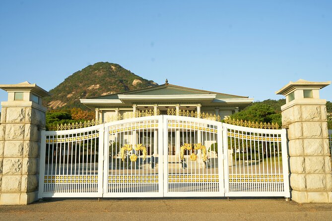 (Closed) Korea’s White House Walking Tour Blue House - Stop 6: Sangchunjae and Why the Traditional Buildings Were for Special Moments