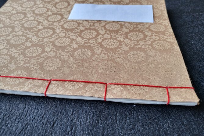 Create a Handmade Traditional Korean Notebook in Insadong - Why Insadong Works for a Korean Bookbinding Workshop
