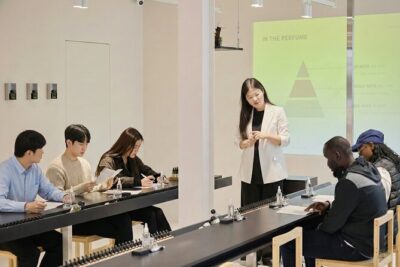 Create Your Own Luxury Niche Perfume in Hongdae - The 30 Natural Scent Bases: How to Choose Without Overthinking