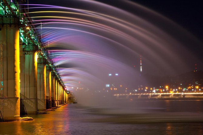 Custom Tour: Best Night View of Seoul - The “pro photographer” part: why it’s more useful than it sounds