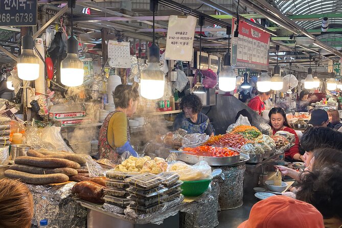 Customizable Seoul Private Tour Palaces Food and Markets - Jogyesa Temple in the Heart of the City (A Nice Reset From Palaces)