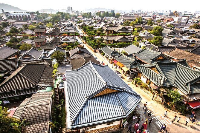 Discover Western Korea in 4days: All-Inclusive Experience - Day 3 south-coast nature: green tea at Daehan Dawon and wetlands at Suncheon Bay
