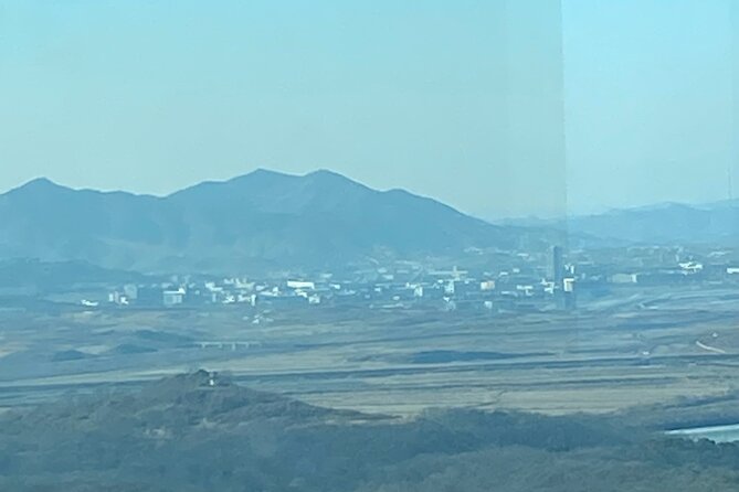 DMZ, Eunpyeong village and Jinkwansa Temple Private Tour - A 9-hour private day that mixes border tension with hanok calm