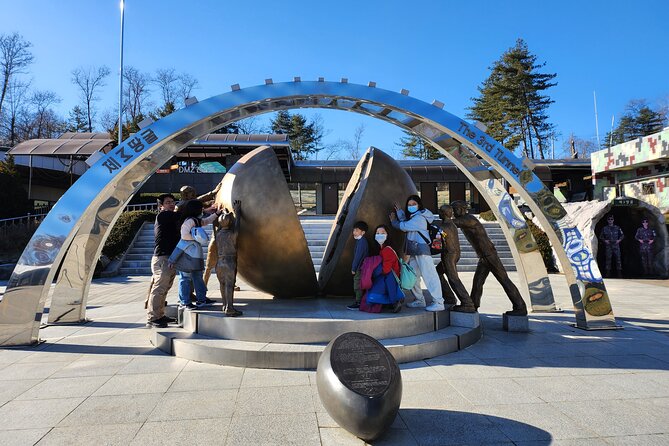 DMZ Private Tour: 3rd Tunnel, Option(Suspension Bridge, Boat) - Dorasan Station and Unification Village: Borderland Reality, Not Just War