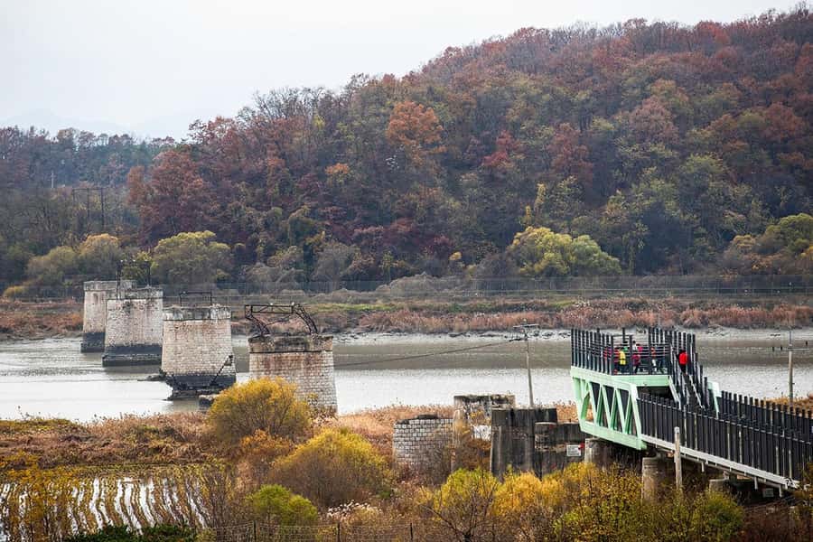 DMZTour from Seoul:3rd Tunnel,North Korea View&UNESCO Valley - Photo strategy for Dora, Imjingak, and Jaein Waterfall