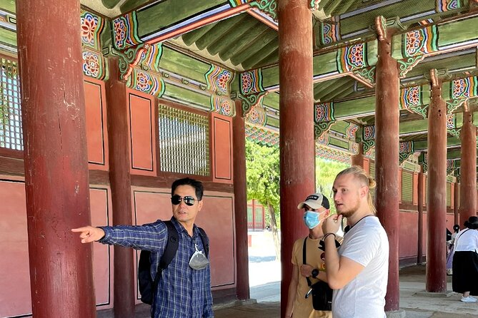 Essence of Seoul, 100% Private Full Day City Tour - Bukchon Hanok Village: traditional houses with real-world etiquette