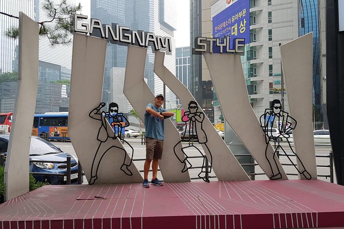 Essential Gangnam Tour (Incl. Dinner)-Hot Place of Seoul - Dinner and the finishing touches: Korean food and traditional wine