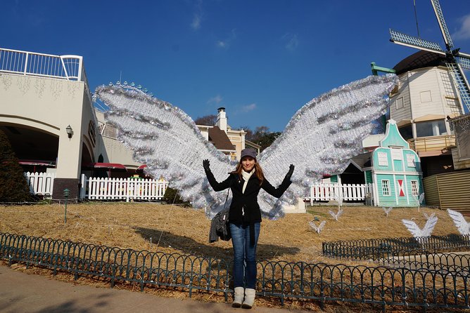 EVERLAND "From Hotel to Hotel" [Premium Private Tour: Only One Group for You] - Festivals and seasonal areas: more than decoration