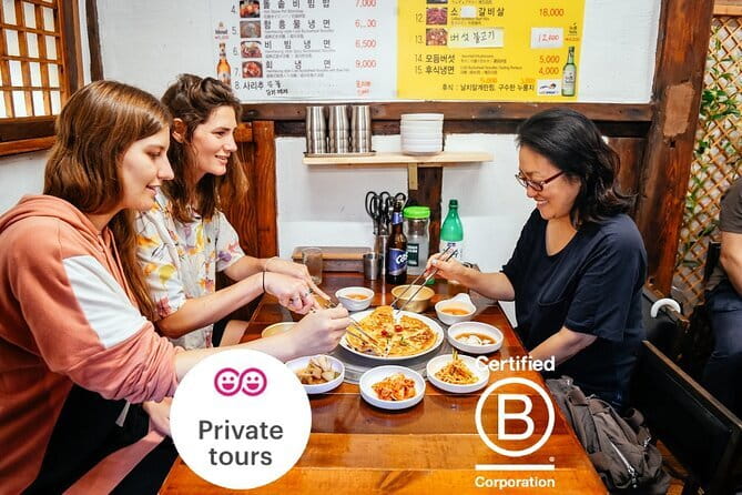Getting a good feel of local Seoul through food (itseoulgood) - Old shops, modern lanes: what the walking parts are really for