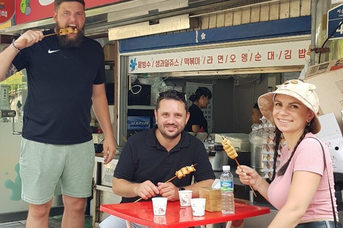 Gwangjang market Netflix Food Walking Tour with Insadong - The Included Tastings: What You’ll Actually Eat and Drink
