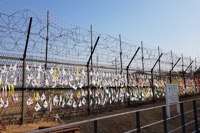 Half Day DMZ tour & drop off at Incheon airport (private group) - Unification Village break: souvenirs and a reset