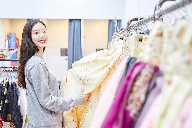 Hello Hanbok - When Weather Can Change Your Plans