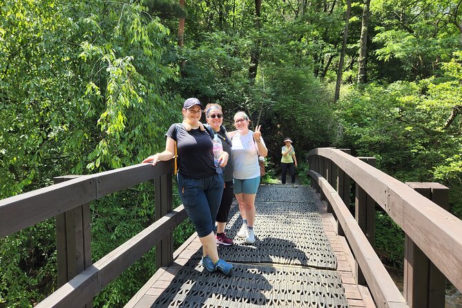 Hike and Explore the Wonder of Bukhansan National Park with hiking professional(including Lunch) - Bergen Park’s Guide Style and the History You Actually Use
