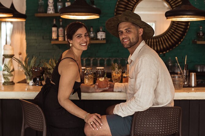 Hire Photographer, Professional Photo Shoot - Seoul - The shoot itself: posing help, lighting advice, and smooth group handling