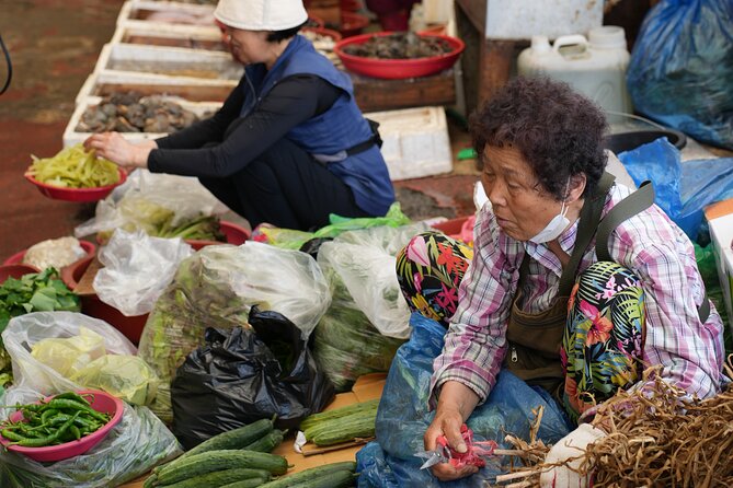 Jeonju & Yeosu: 4-Day Foodie & Artist Journey - Day 2: Gat Kimchi in the Countryside, Dolsan Crab, Makgeolli Nights, and a Yacht Sunset