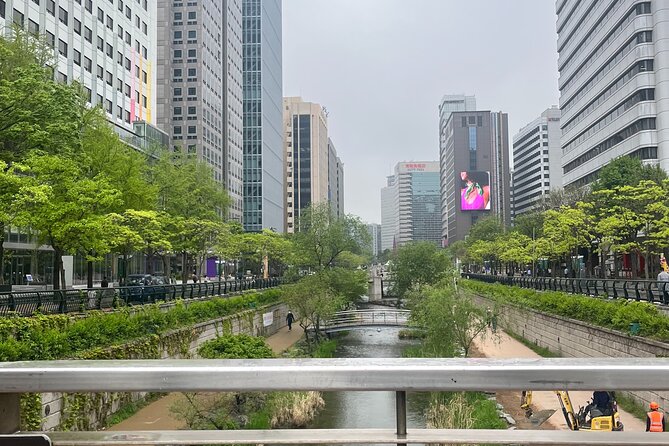 [KoreaByLocal] Authentic Seoul Night Walk and Chicken & Beer - Gwanghwamun Square: big landmarks and the stories behind them