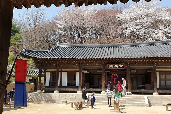Korean Folk Village Half-day Guided Tour from Seoul - Folk Performances and Weather Notes: When Shows Happen