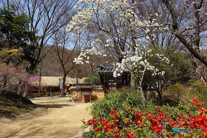 Korean Folk Village Half-day Guided Tour from Seoul - Artisan Workshops: Crafts That Make Korean Daily Life Feel Real