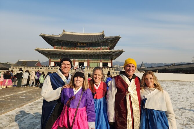 Layover Tour for essential Seoul City & Gourmet tour(Incl. Lunch) - Private pickup and air-conditioned transport: the hidden value