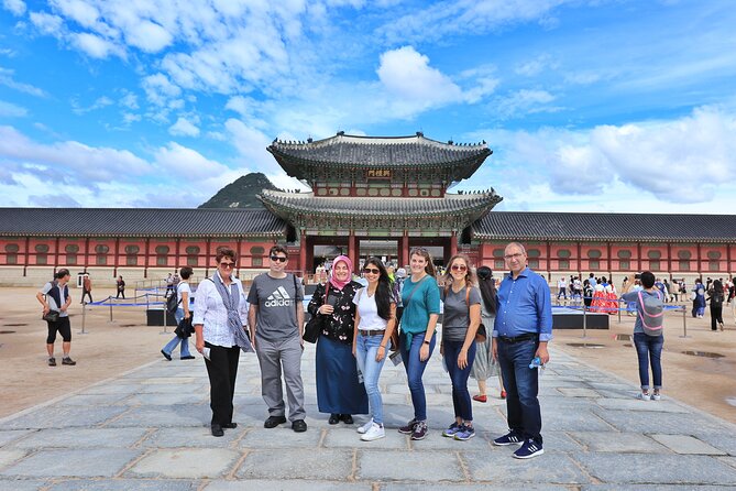 Layover Tour from Incheon Airport to Seoul with a Tour Specialist - Turning a layover into Seoul time: the value of a private full-day plan