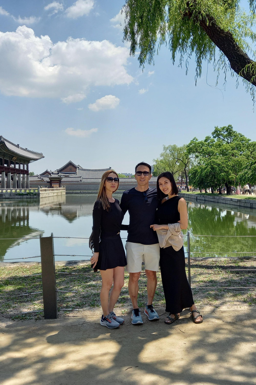 Layover tour to Gyeongbokgung-Folk Museum-Bukchon-Insadong - From Incheon pickup to Seoul Station drop-off: the timing that matters