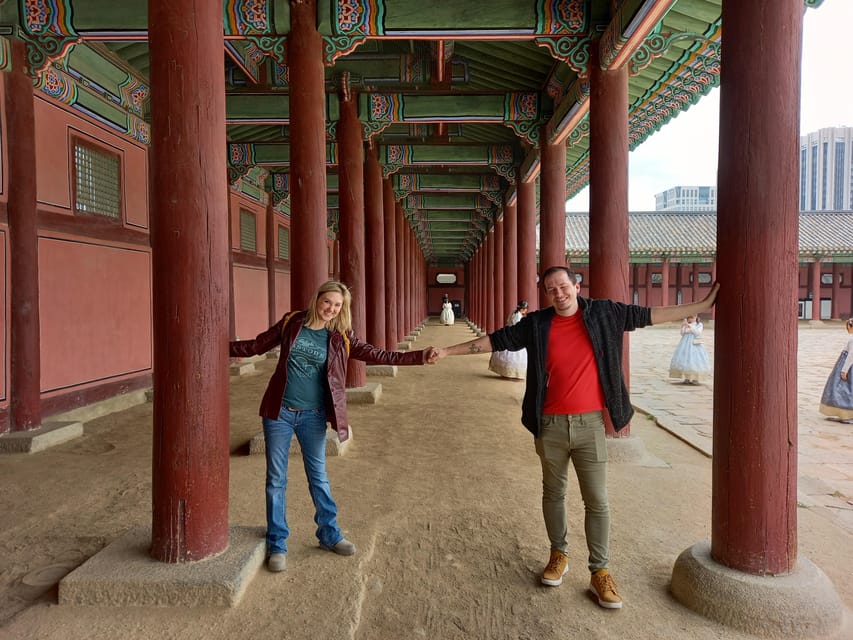 Layover tour to Gyeongbokgung-Folk Museum-Bukchon-Insadong - Price and logistics: what $254 is really buying you