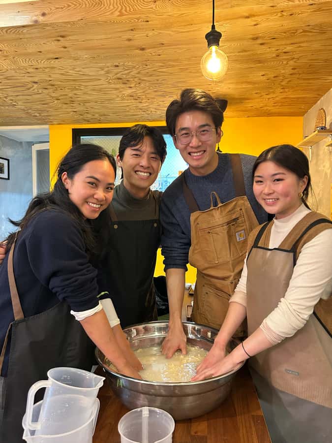 Learn and Craft Makgeolli in a Traditional Brewery - Timing and Pace: Why It Can Feel Crowded
