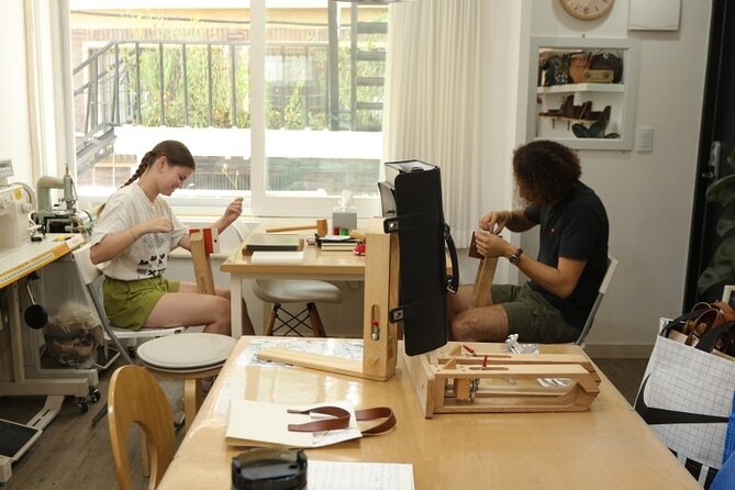 Leather Products Workshop in Seoul - Group vibe, pacing, and getting help when you need it