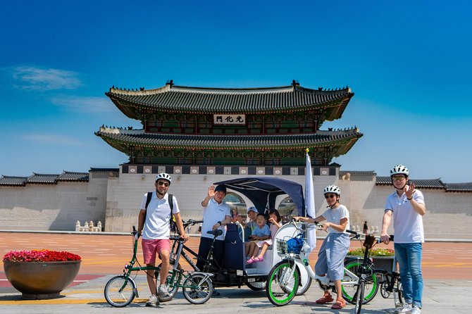 Morning Pedicab Heritage Tour - Bukchon Hanok Village: 10 minutes for photos and orientation
