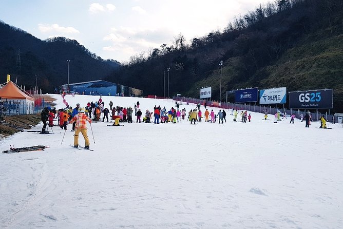 Nami Island + Ski Tour - Getting your snow gear sorted: what’s included and what you’ll want to bring