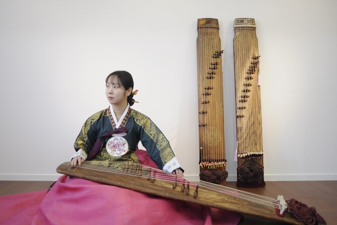 Play Gayageum in Hanbok Cultural Experience in Bukchon - Key things that make this gayageum lesson worth your time