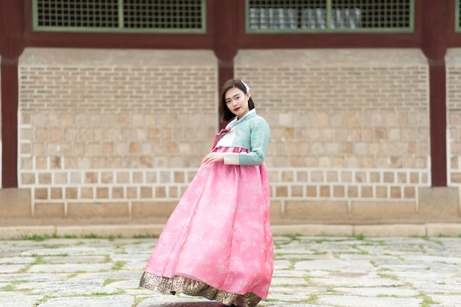 Private Palace Photo Shoot in Seoul with a Photographer - Price and value: what $40 really buys you