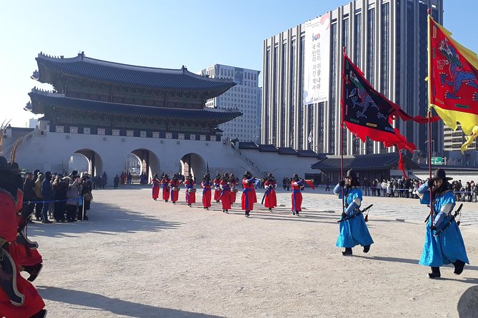 Private Seoul City Tour - Gyeongbokgung Palace and the Royal Guard Change