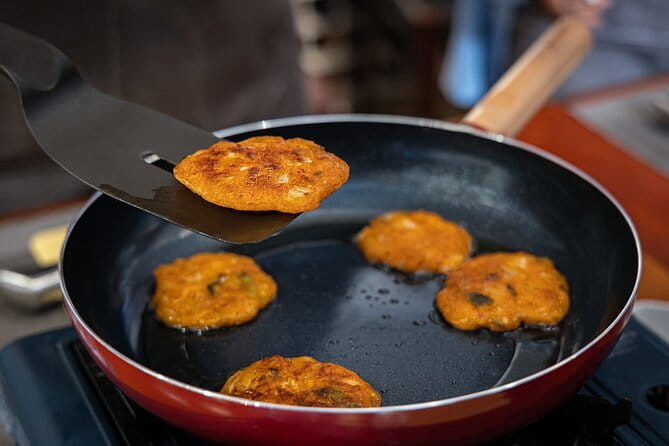 Secret Cooking Class in Seoul by Secret Food Tours - The dinner vibe: makgeolli and a secret dish
