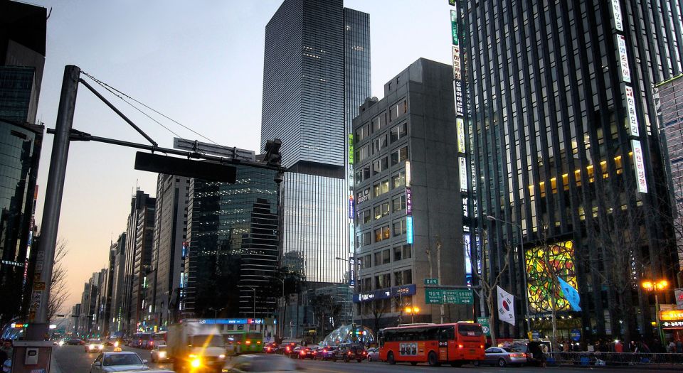 Seoul: 4-Hour Gangnam Walking Tour With Customized Itinerary - Theme Options: Hanbok, Squid Game Dalgona, K-drama, and BTS ARMY
