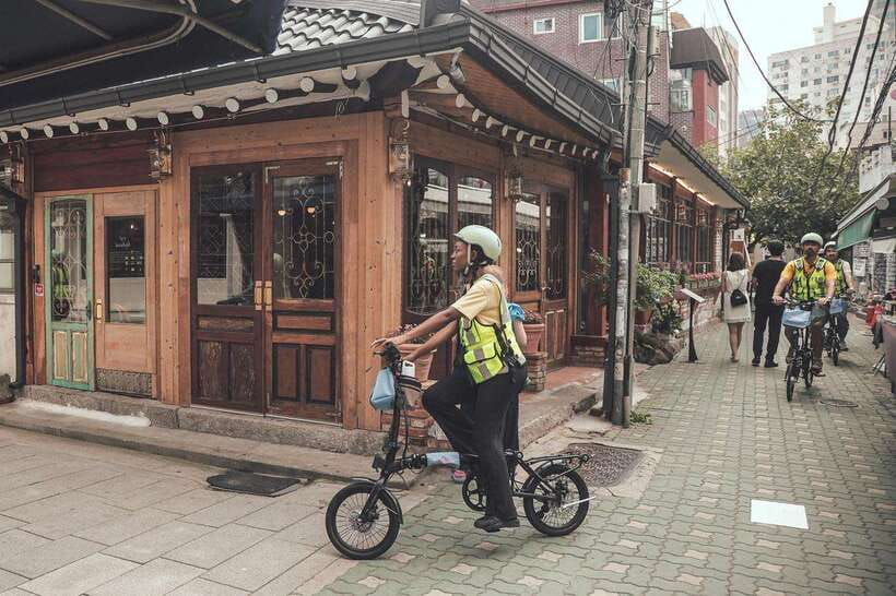 Seoul: Afternoon Ebike tour and "Happy Hour" food and drinks - Premium e-bikes: safety, comfort, and who this suits best