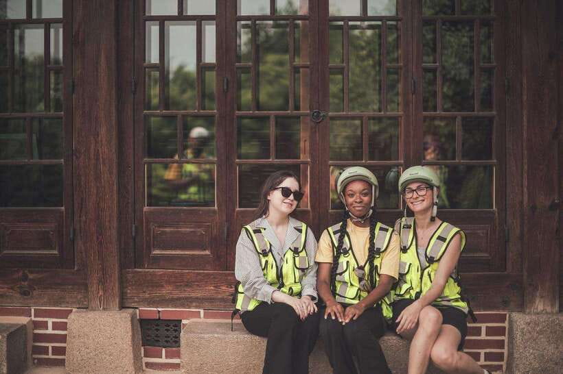 Seoul: Afternoon Ebike tour and "Happy Hour" food and drinks - Changdeokgung’s main gate: the palace stop that anchors the story