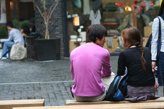 Seoul Art Tour with a Local Expert: 100% Personalized & Private - Who this Seoul art tour is best for