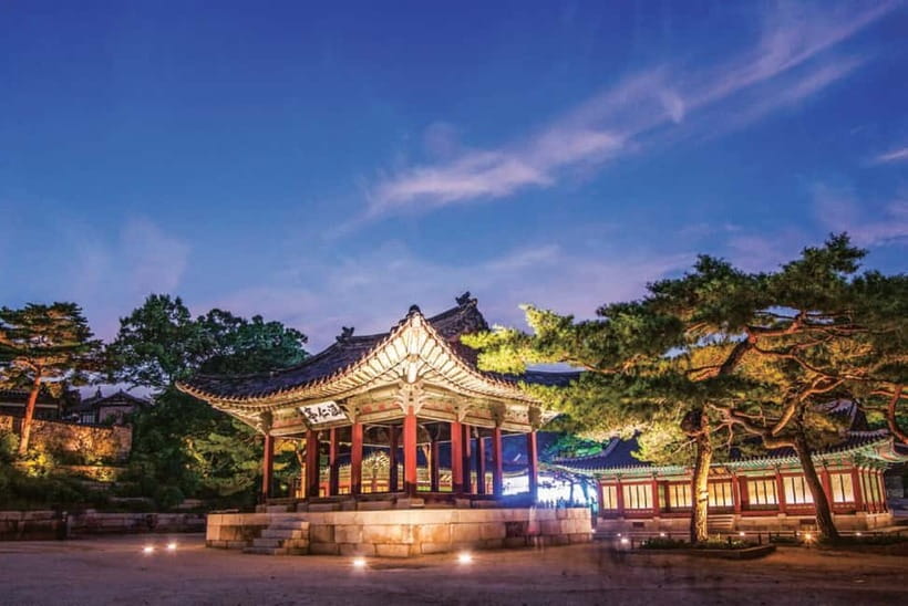 Seoul: Changgyeonggung & Gwangjang Market & Naksan Park - A Night Route That Feels Like Seoul, Not a Checklist