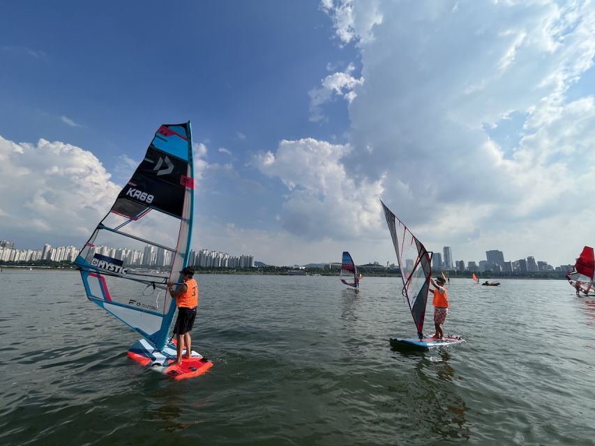 Seoul : Efoil Experience in Han River - Group Size, Language, and Logistics That Affect Your Experience