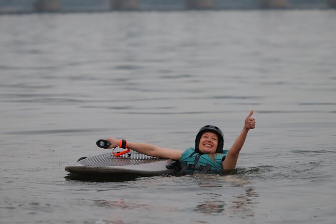 Seoul : Efoil & Windsurf Experiences in Han River - Price and value: $130 for two lessons with gear and media