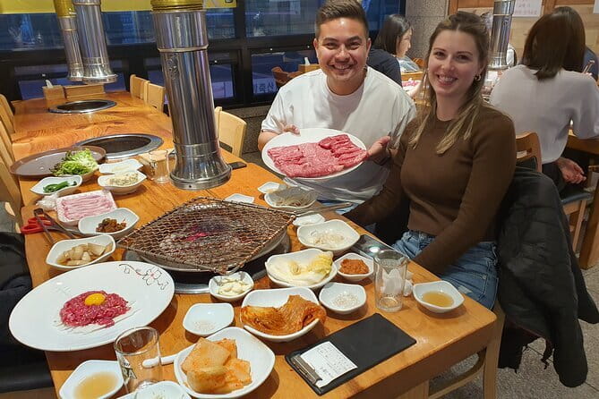 Seoul Food: Banchan, Bibimbap, and Beyond - Stop 2: Dongdaemun Design Plaza (DDP) for modern Seoul contrast
