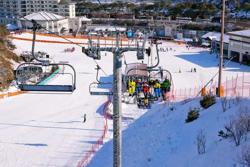 Seoul: Full-Day Winter Trip Ski Resort, Ice Valley, Namiseom - Winter in Gangwon: How a 12-Hour Schedule Really Feels