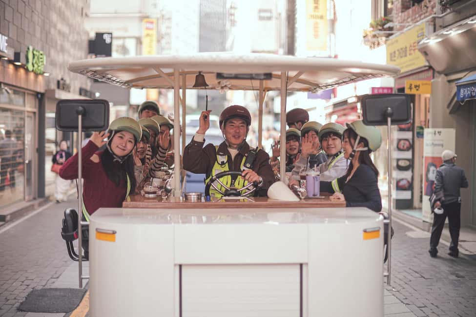 Seoul: Guided Tram Tour with Snacks and Hidden Alleys - Changdeokgung Palace: a quick historical hit