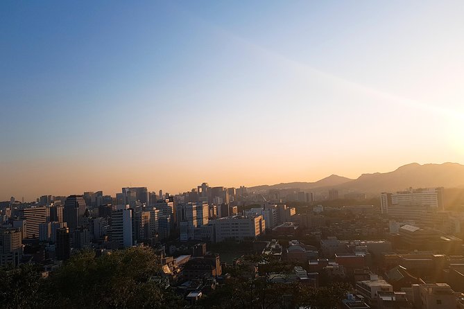 Seoul: Gyeongbok Palace, Bukchon Village, and Gwangjang Tour - Full-Day Add-Ons: War Memorial, Jogye Temple, and Tapgol Park