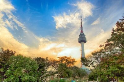 Seoul: Gyeongbokgung / Hanok Village / N Seoul Tower - Bukchon Hanok Village: stroll the old streets, then slow down for cafes