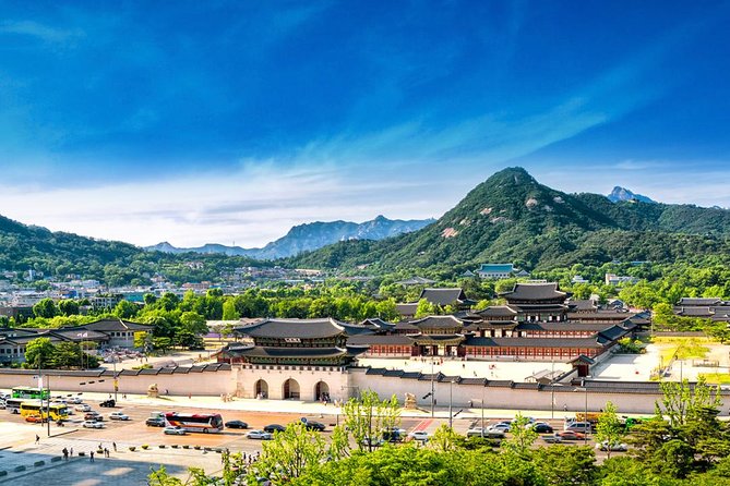 Seoul: Gyeongbokgung Palace Half day Tour - Gyotaejeon (Queen’s Bed-Chamber): understanding the palace as a family system