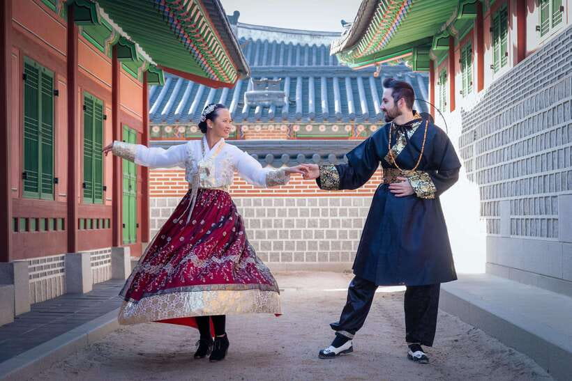 Seoul: Hanbok Photo Tour at Gyeongbokgung Palace - Who This Tour Suits Best